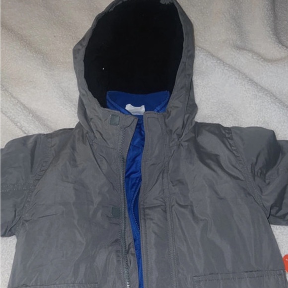 Gray winter coat - Picture 2 of 6